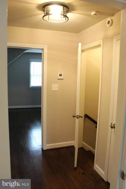 Entry Way - 401 Forest Vw, Linthicum Heights, MD 21090 photo 13 of 13