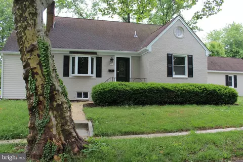 Exterior - 401 Forest Vw, Linthicum Heights, MD 21090 photo 7 of 13