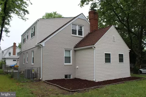 Exterior - 401 Forest Vw, Linthicum Heights, MD 21090 photo 2 of 13