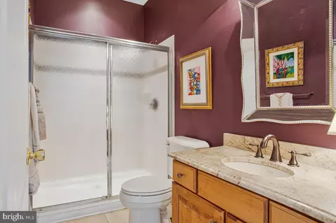 Bath - 905 Cornell Ave, Annapolis, MD 21401 photo 1 of 5