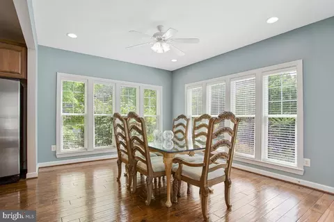 Dining - 905 Cornell Ave, Annapolis, MD 21401 photo 3 of 4