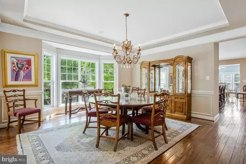 Dining - 905 Cornell Ave, Annapolis, MD 21401 photo 1 of 4