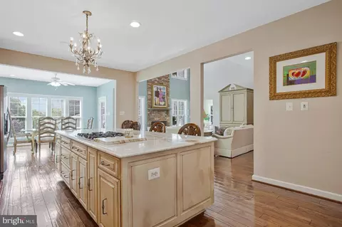 Kitchen - 905 Cornell Ave, Annapolis, MD 21401 photo 2 of 5