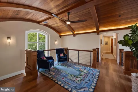 Entry Way - 5 Franklin St, Annapolis, MD 21401 photo 4 of 5