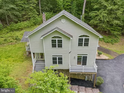 1000 Gomoljak Ln, Annapolis, MD 21401