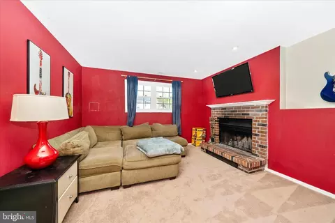 Living - 7709 Siden Dr, Hanover, MD 21076 photo 1 of 1