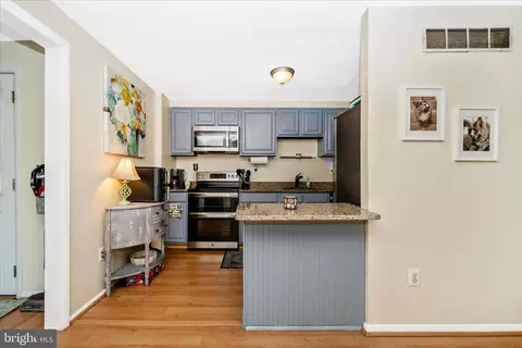 Kitchen - 7709 Siden Dr, Hanover, MD 21076 photo 2 of 4