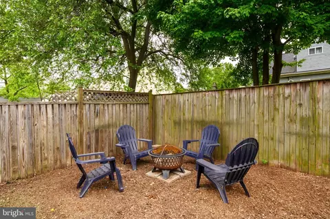 Exterior - 757 209th St, Pasadena, MD 21122 photo 5 of 11