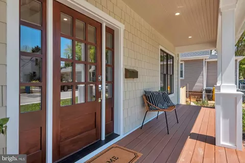 Exterior - 912 Windsor Ave, Annapolis, MD 21403 photo 5 of 8