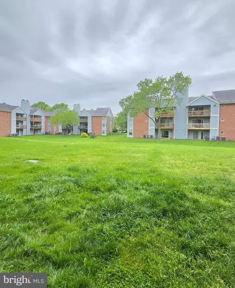 6604 Rapid Water Way #102, Glen Burnie, MD 21060