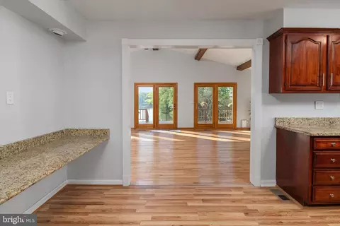 Entry Way - 131 Jackpine Dr, Pasadena, MD 21122 photo 1 of 2