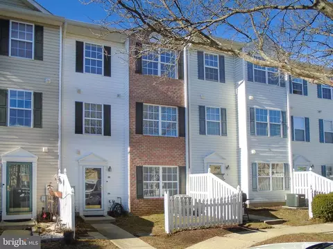 50 E Hearthstone Ct, Annapolis, MD 21403