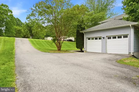 Exterior - 6353 Audubon Ct, Dunkirk, MD 20754 photo 9 of 14