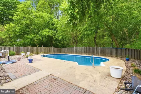 Exterior - 6353 Audubon Ct, Dunkirk, MD 20754 photo 5 of 14
