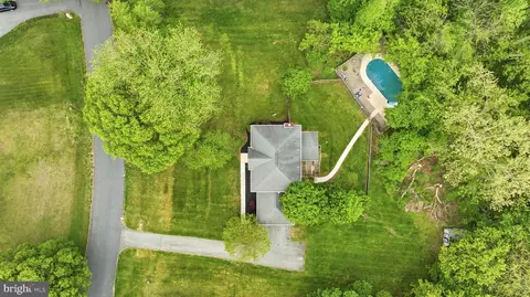 View/Area - 6353 Audubon Ct, Dunkirk, MD 20754 photo 1 of 7