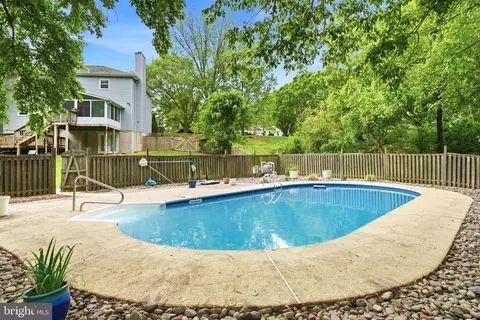 Exterior - 6353 Audubon Ct, Dunkirk, MD 20754 photo 6 of 14