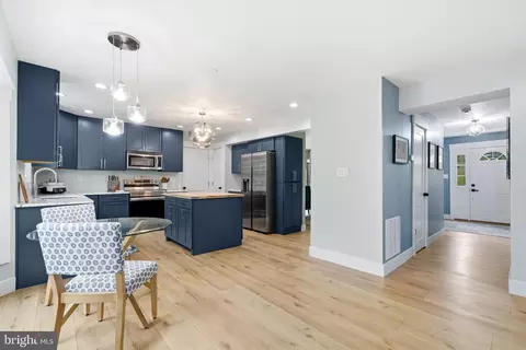 Entry Way - 6353 Audubon Ct, Dunkirk, MD 20754 photo 5 of 6