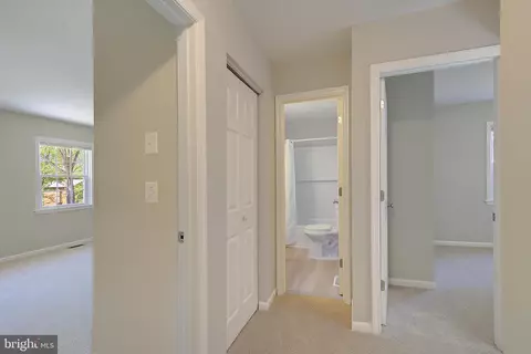 Entry Way - 1739 Quantico Rd, Edgewater, MD 21037 photo 3 of 3