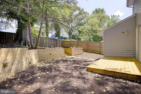 Exterior - 1739 Quantico Rd, Edgewater, MD 21037 photo 3 of 4