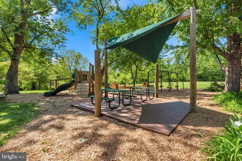 View/Area - 155 Ridgeway Cir, Arnold, MD 21012 photo 4 of 4