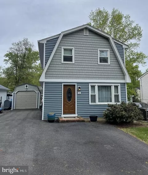 315 Highland Dr, Edgewater, MD 21037