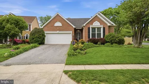 Exterior - 2800 Brite Ct, Crofton, MD 21114 photo 2 of 10