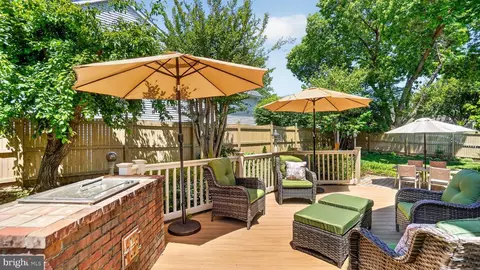 Exterior - 2800 Brite Ct, Crofton, MD 21114 photo 5 of 10