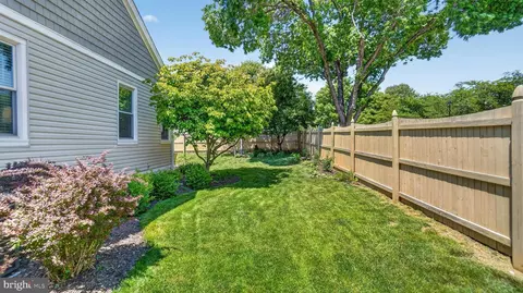 Exterior - 2800 Brite Ct, Crofton, MD 21114 photo 9 of 10
