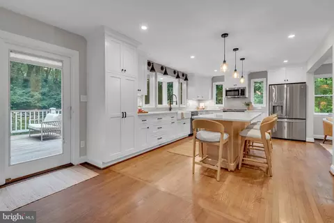 Kitchen - 1173 Parrish Pl, Arnold, MD 21012 photo 6 of 6