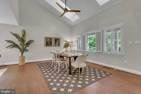 Dining - 1173 Parrish Pl, Arnold, MD 21012 photo 1 of 2