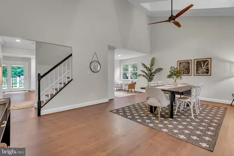 Entry Way - 1173 Parrish Pl, Arnold, MD 21012 photo 1 of 6