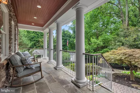 Exterior - 1173 Parrish Pl, Arnold, MD 21012 photo 4 of 20