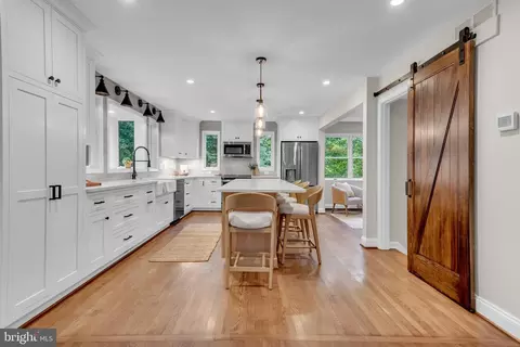Kitchen - 1173 Parrish Pl, Arnold, MD 21012 photo 5 of 6
