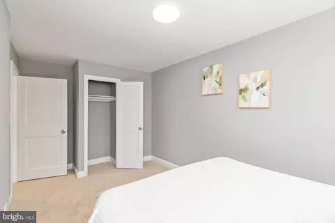 Bedroom - 207 Riverview #207, Baltimore, MD 21225 photo 3 of 4