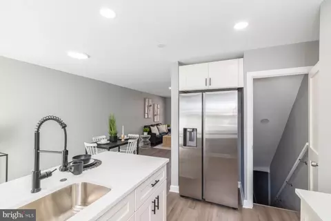 Entry Way - 207 Riverview #207, Baltimore, MD 21225 photo 1 of 3