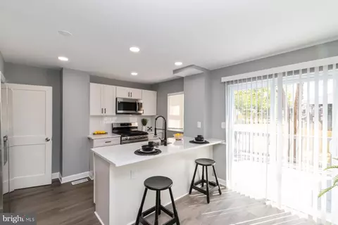 207 Riverview #207, Baltimore, MD 21225