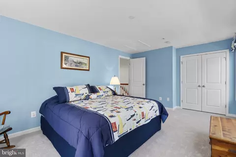 Bedroom - 465 Edgewater Rd, Pasadena, MD 21122 photo 5 of 8