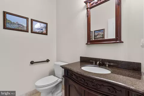 Bath - 465 Edgewater Rd, Pasadena, MD 21122 photo 2 of 3