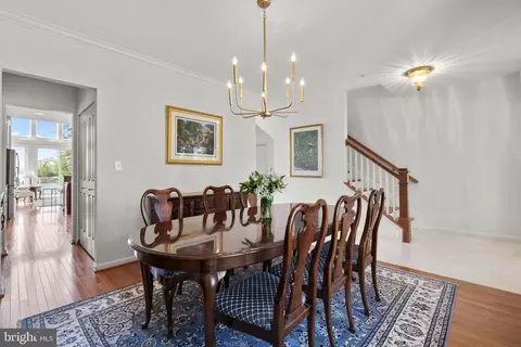 Dining - 465 Edgewater Rd, Pasadena, MD 21122 photo 2 of 4