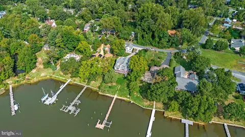 View/Area - 465 Edgewater Rd, Pasadena, MD 21122 photo 8 of 10