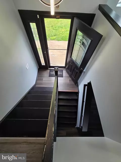 Entry Way - 7513 Saffron Ct, Hanover, MD 21076 photo 1 of 9