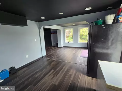 Entry Way - 7513 Saffron Ct, Hanover, MD 21076 photo 9 of 9