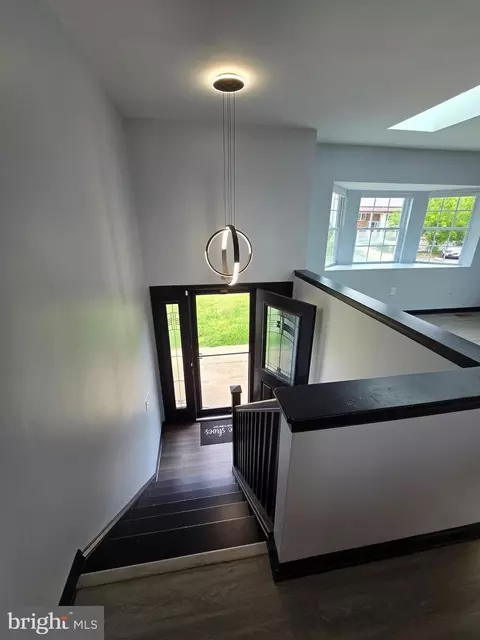 Entry Way - 7513 Saffron Ct, Hanover, MD 21076 photo 2 of 9