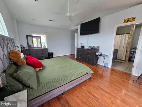 Bedroom - 7513 Saffron Ct, Hanover, MD 21076 photo 5 of 7