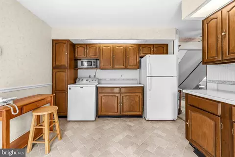 Kitchen - 306 Clifton Ave, Arnold, MD 21012 photo 4 of 4
