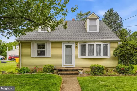 306 Clifton Ave, Arnold, MD 21012