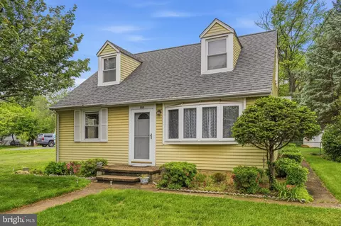 Exterior - 306 Clifton Ave, Arnold, MD 21012 photo 3 of 9