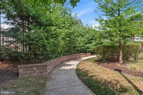 Exterior - 116 Vanguard Ln, Annapolis, MD 21401 photo 9 of 9