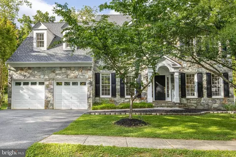 2906 Boyds Cove Dr, Annapolis, MD 21401