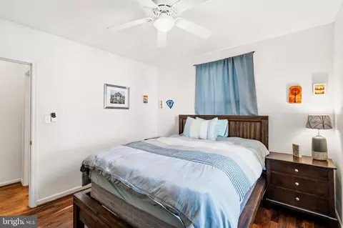 Bedroom - 1260 Hillside Rd, Pasadena, MD 21122 photo 2 of 7